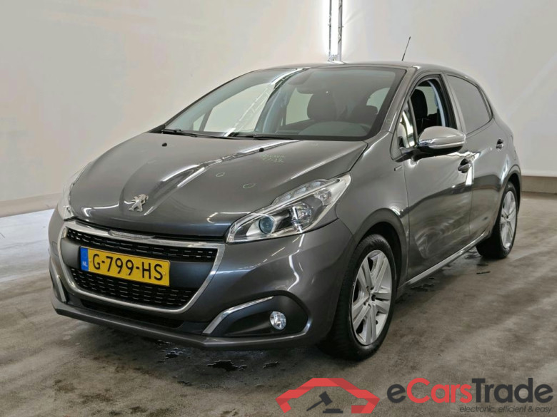 Peugeot 208 Signature 1.2 PureTech 82 5d #1
