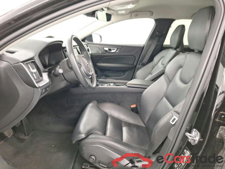 VOLVO V60 DIESEL - 2018 2.0 D3 Momentum Pro #5