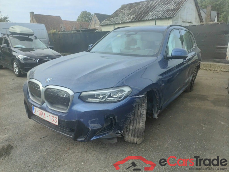 BMW iX3 iX3 5d  !! Damaged car !! #1