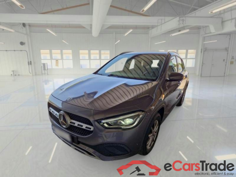 MERCEDES-BENZ GLA / 2020 / 5P / CROSSOVER GLA 200 D AUTOMATIC BUSINESS EXTRA #1