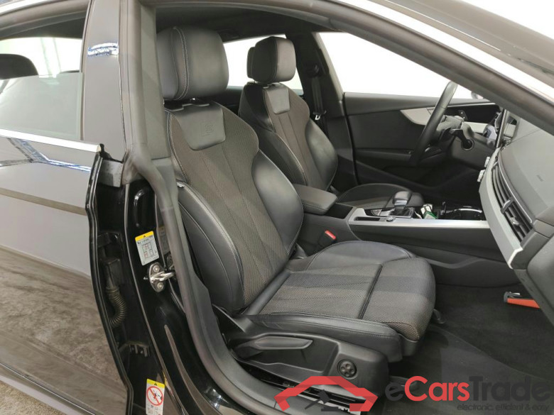 Audi A5 Sportback 40 TFSI S tronic S Edition 5d #3