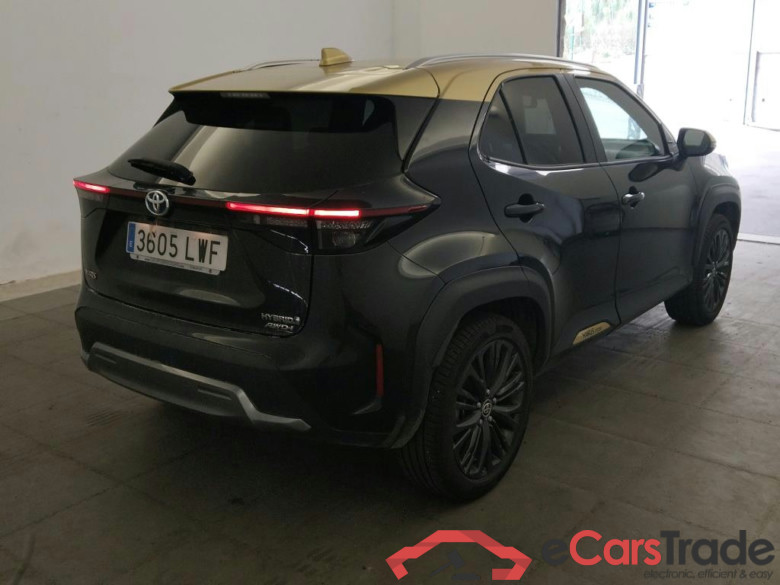 TOYOTA Yaris Cross / 2021 / 5P / todoterreno 1.5 120H Adventure #2