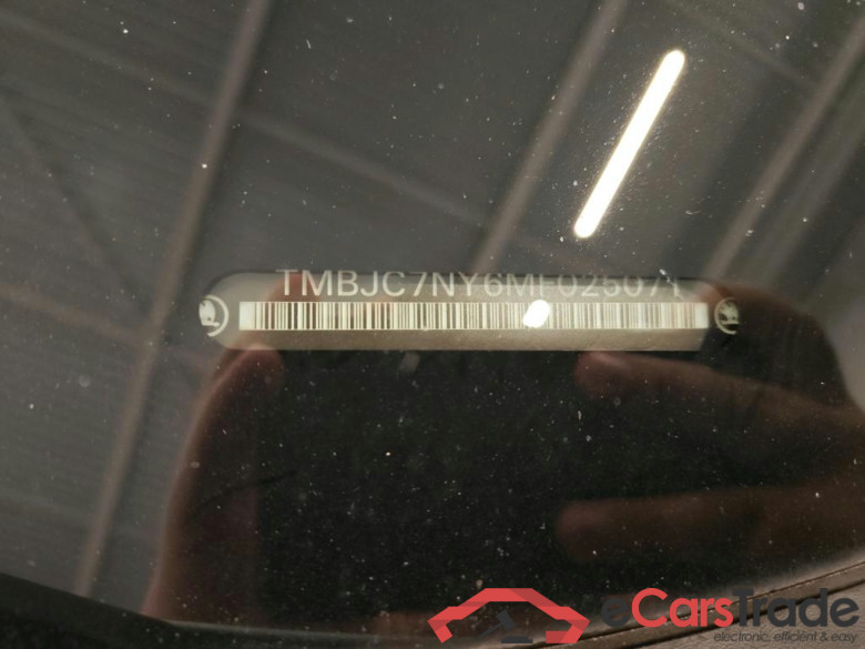 ŠKODA ENYAQ iV 80 5d Warmtepomp, Assistentiepakket, 130 kW Oplaadmogelijkheid #6
