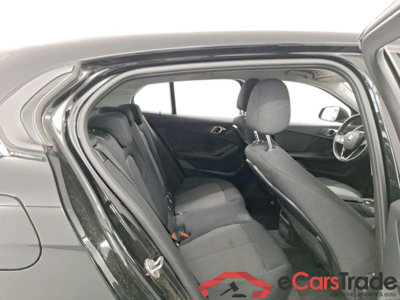 BMW 1 SERIES HATCH 1.5 116IA (80KW) #6