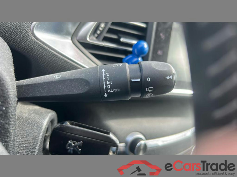 PEUGEOT 308 SW 1.2 PureTech Access (EU6.2) #6