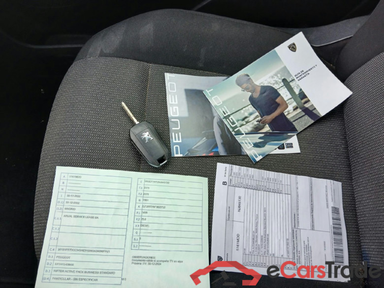 PEUGEOT Rifter / 2018 / 4P / combi Active Standard BlueHDi 73kW (IND) (CX2) #5