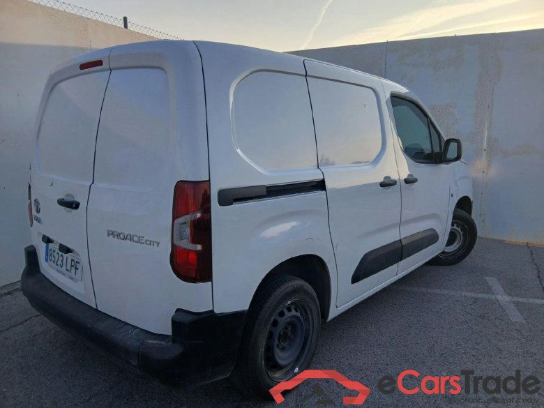 TOYOTA Proace City/2020/4P/furgón derivado de turismo 1.5D 75kW (100CV) GX 650kg Media #2