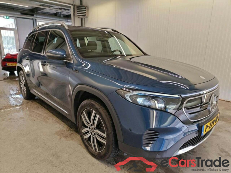 MERCEDES-BENZ EQB 250 Luxury Line #6