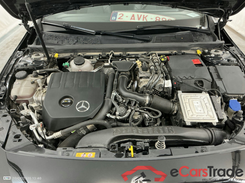 MERCEDES-BENZ A-CLASS LIMOUSINE 1.3 A 250 E DCT #6