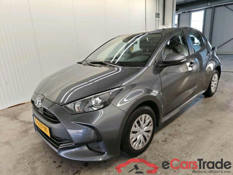 TOYOTA Yaris 1.5 VVT-i Active #1