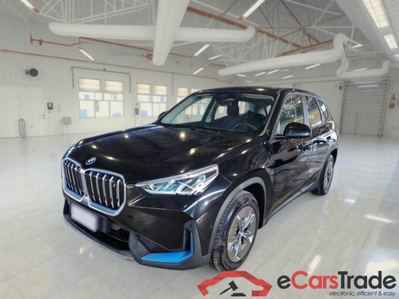BMW IX1 / 2022 / 5P / SUV 30 XDRIVE