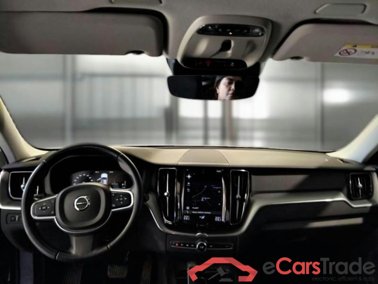 VOLVO XC60 / 2017 / 5P / SUV T6 PLUG-IN AWD AUTO RECHARGE INS. EXP #3