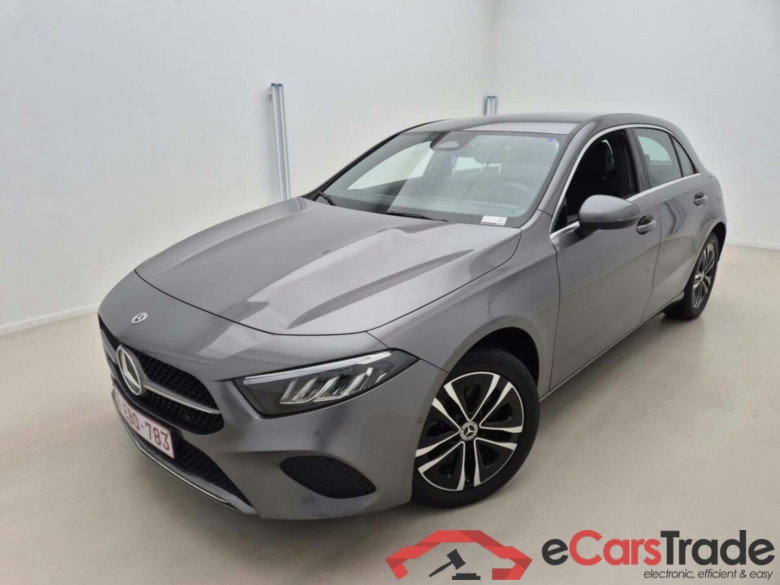 MERCEDES-BENZ A-KLASSE 1.3 250E 8G-DCT BUSINESS LINE #1