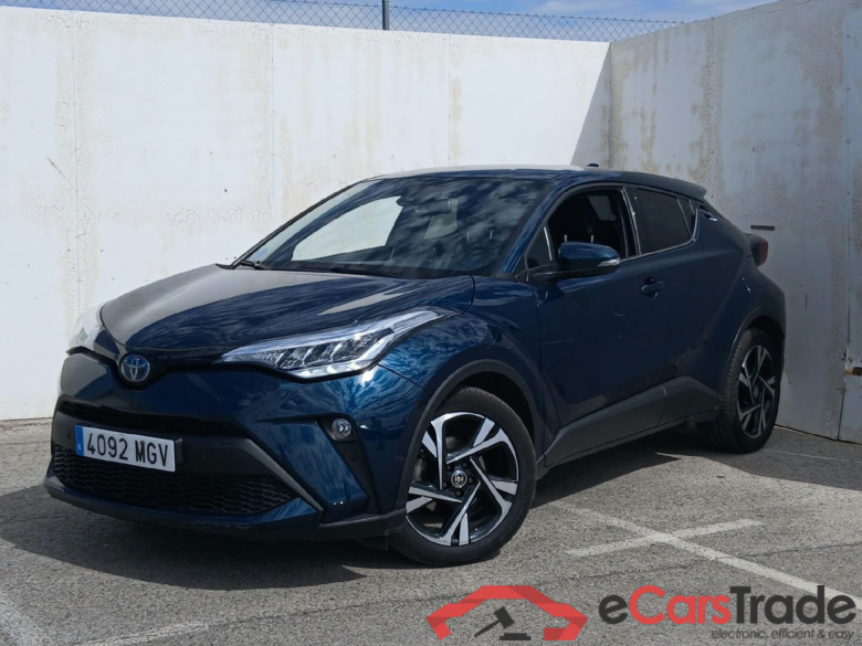 TOYOTA C-HR / 2019 / 5P / todoterreno 2.0 180H Advance