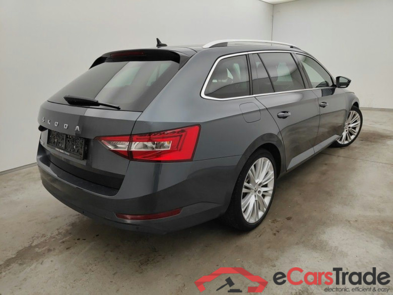Skoda Superb Combi 2.0 CRTDI 110kW DSG7 Style 5d #2