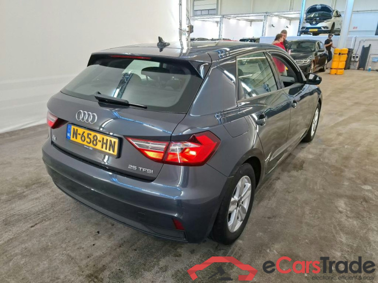 Audi A1 Sportback 25 TFSI Pro Line 5d #2