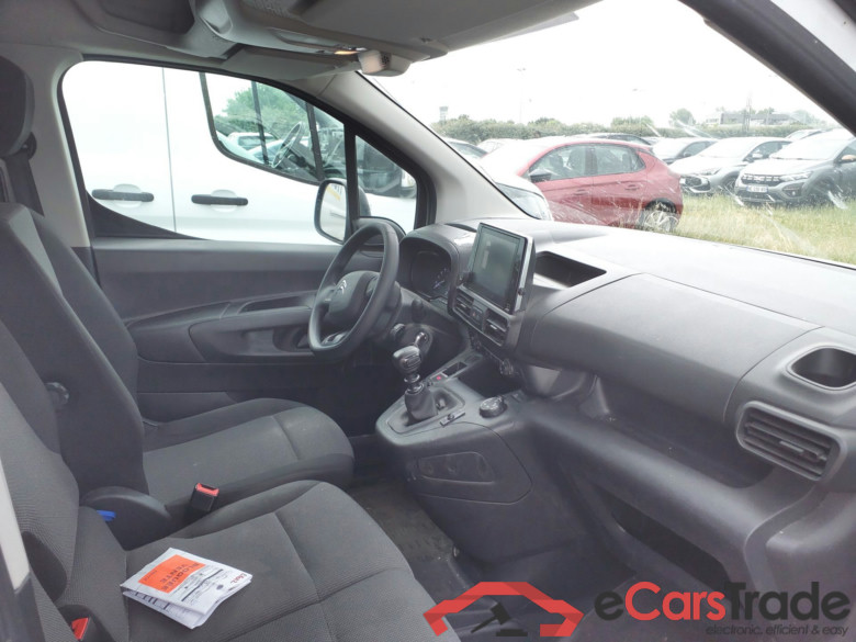 CITROËN Berlingo  CITROËN Berlingo  VAN M 950 HDI 100 BVM6 + PACK CHANTIER + CABINE EXTENSO +ECRAN 8 POUCES + CAMERA RECUL #5