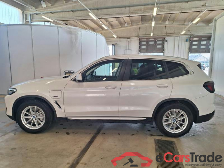Bmw X3 2.0 xDrive30e Plug-In Hybrid Aut. LED Navi-Pro Sport-Leather KeylessGo Camera Klima PDC ... #4