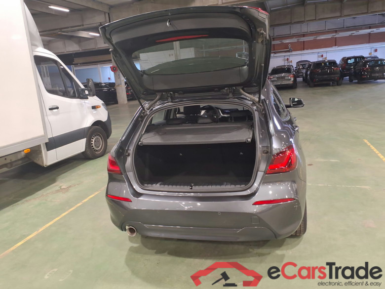 BMW 1 SERIES HATCH 1.5 116D (85KW) #3