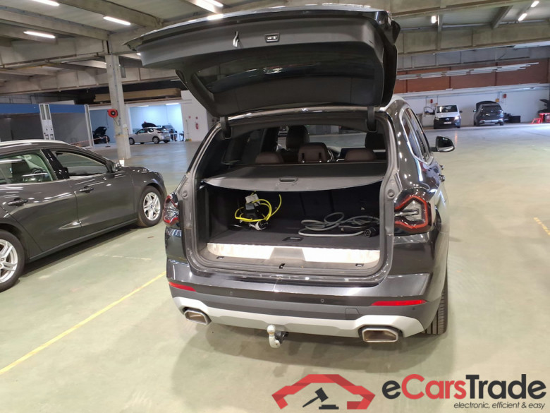 BMW X3 2.0 XDRIVE30E (120KW) AUTO #1