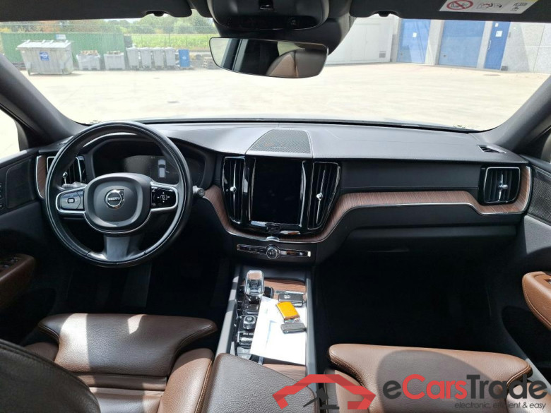 VOLVO XC60 2.0 T6 RECHARGE GEARTRONIC INSCRIPTION #4