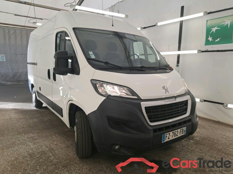 PEUGEOT Boxer / 2014 / 4P / Fourgon tôlé BlueHDi 120 S&S ASPHALT 330 L2H2 #4