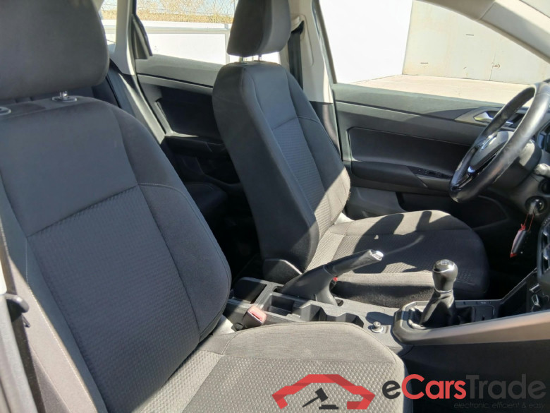 VOLKSWAGEN Polo / 2017 / 5P / berlina con portón Advance 1.0 TSI 70kW (95CV) #6