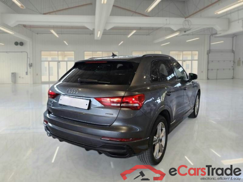 AUDI Q3 / 2018 / 5P / SUV 40 TDI QUATTRO S TRONIC S LINE EDITION #2
