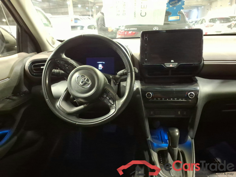 TOYOTA YARIS CROSS 1.5 VVT-IE HEV ELEGANT BI-TONE CVT #6