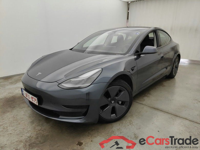 Tesla Model 3 Standard RWD Plus 4d