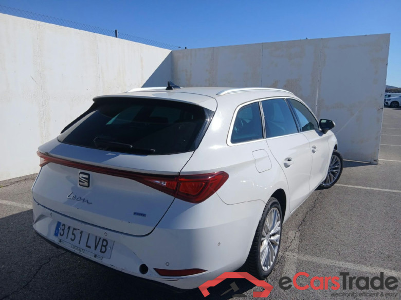 SEAT Nuevo León / 2020 / 5P / familiar SP 1.4 e-Hybrid DSG S&S Xcellence Go L #2