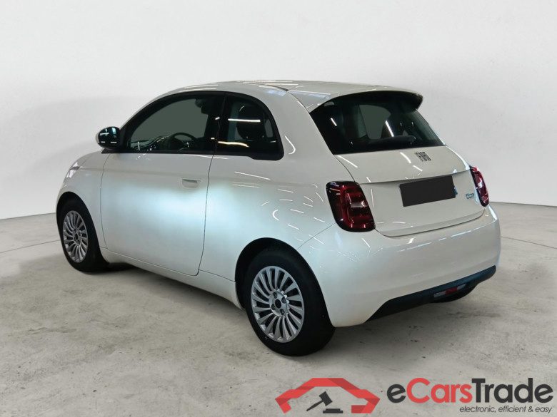 Fiat 500 Nouvelle 500 e 95 ch #3