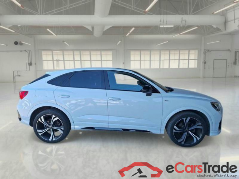 AUDI Q3 SPORTBACK / 2019 / 5P / SUV 35 TFSI S TRONIC IDENTITY BLACK #6