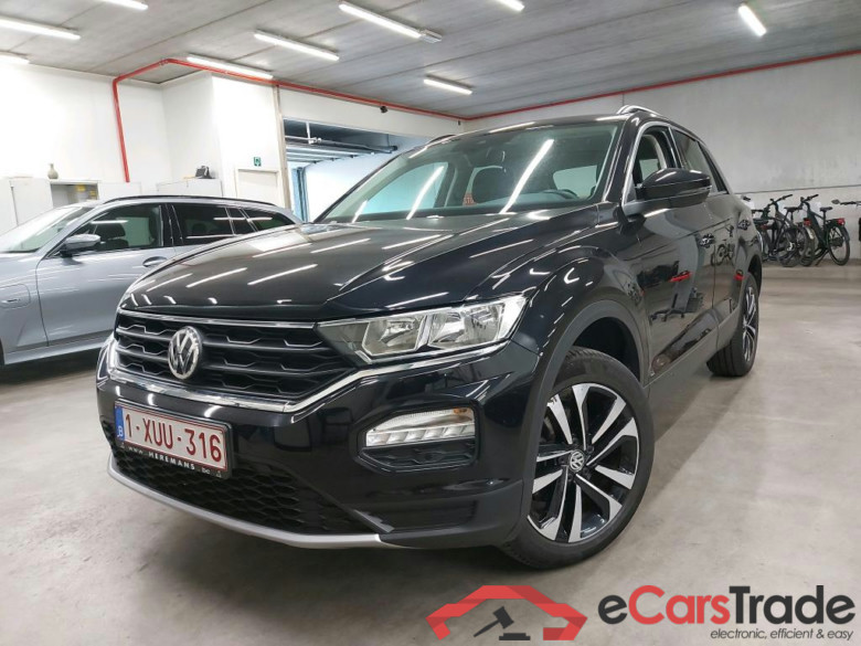 VOLKSWAGEN - VW  T-ROC TSI 150PK United Pack Comfort & Winter & Nav Discover Media & Removable Trailer Hook  * PETROL *