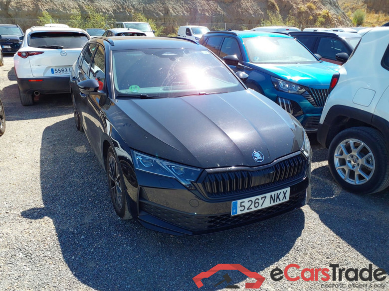 SKODA Octavia 2.0 TDI 110 kW (150 CV) DSG 7 vel. Combi Sportline (Winterpack) 