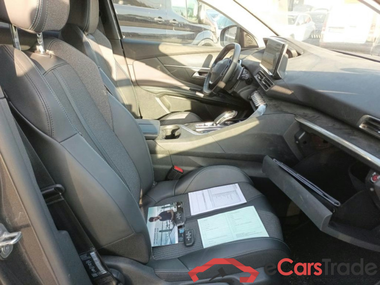 PEUGEOT 3008 Hybrid / 2020 / 5P / todoterreno 225 e-EAT8 Allure (AC2) #6
