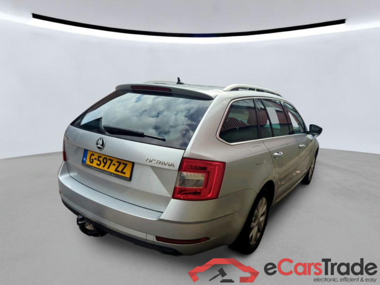 SKODA Octavia Combi 110 kW #5