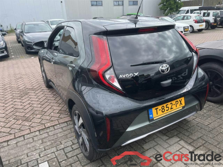 TOYOTA Aygo X 1.0 VVT-i S-CVT Envy #3
