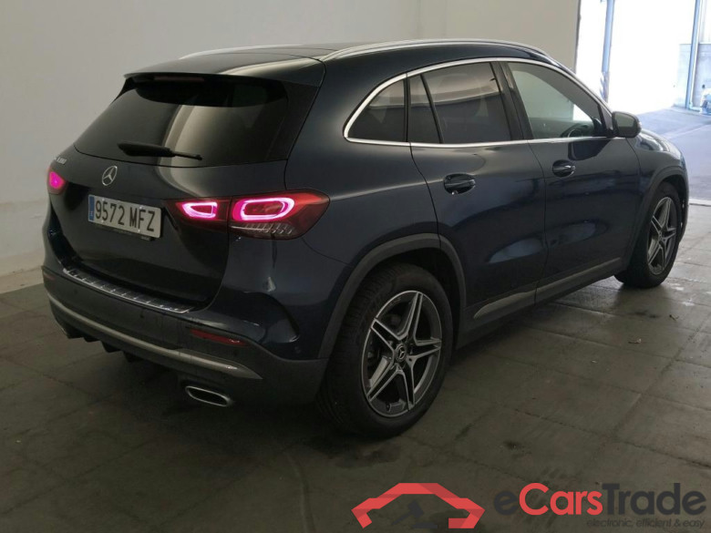 MERCEDES-BENZ GLA / 2020 / 5P / todoterreno GLA 180 #2