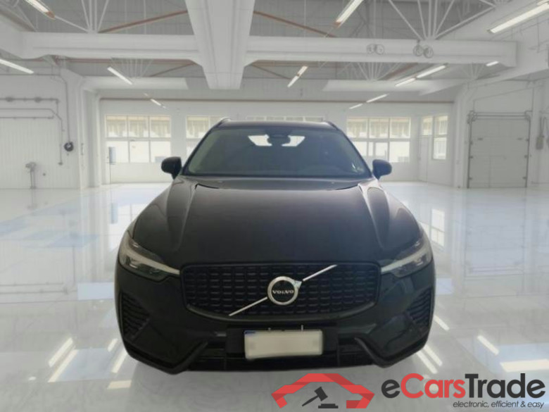 VOLVO XC60 / 2021 / 5P / SUV B4 D automatico Plus Dark #6