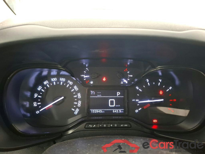 Berlingo Fourgon Club M 1000 1.5 BlueHDi 130CV BVA8 E6d #6