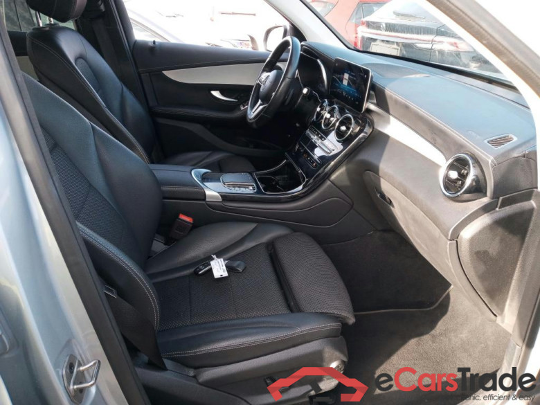 MERCEDES-BENZ Clase GLC / 2019 / 5P / todoterreno GLC 300 de 4MATIC #6