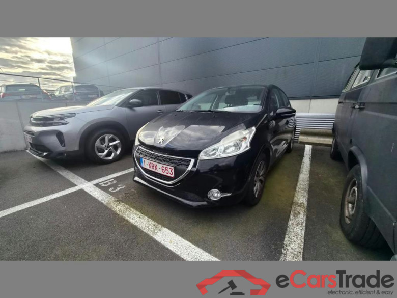 PEUGEOT 208 1.2i Active