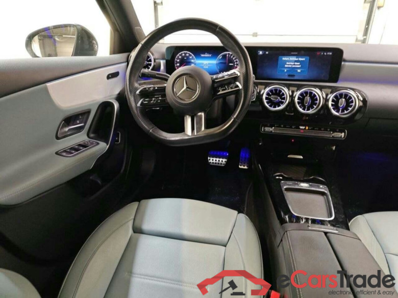 MERCEDES-BENZ A-klasse 250 e AMG Line #3