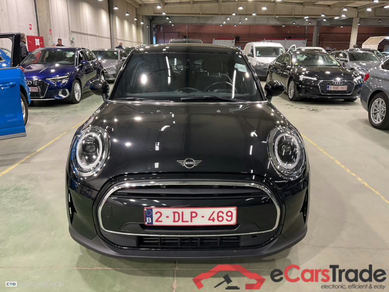 MINI MINI 5 DOOR 1.5 COOPER AUTO #2
