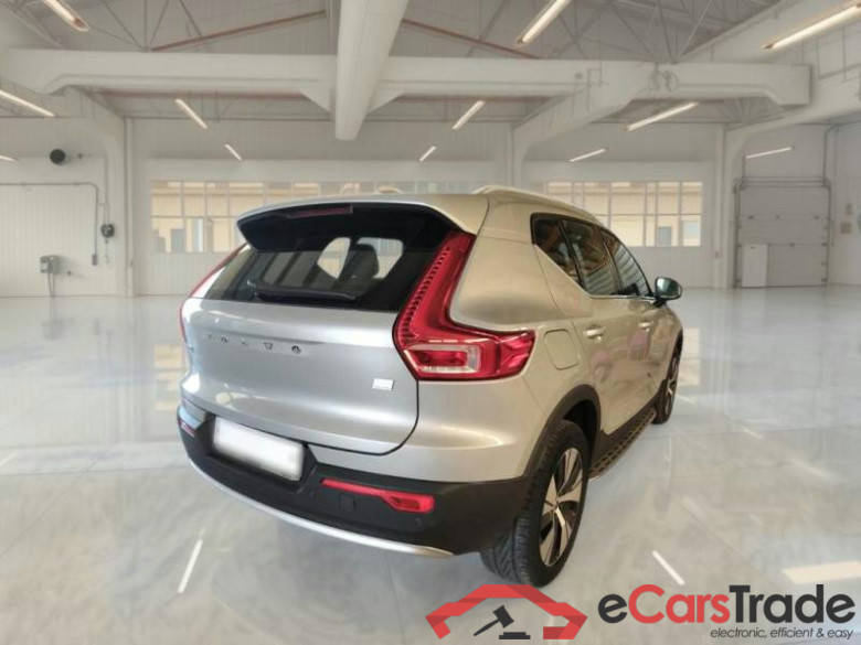VOLVO XC40 / 2021 / 5P / Fuoristrada T4 Recharge Plug-in auto Core N1 #2