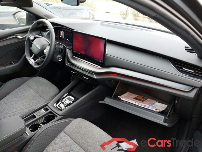 SKODA Octavia 2.0 TDI 110 kW (150 CV) DSG 7 vel. Combi Sportline (Winterpack)  #3