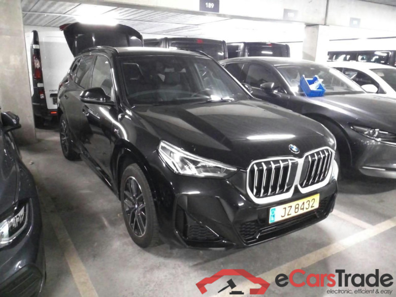 X1 sDrive 18iA Business Edition - KIT M