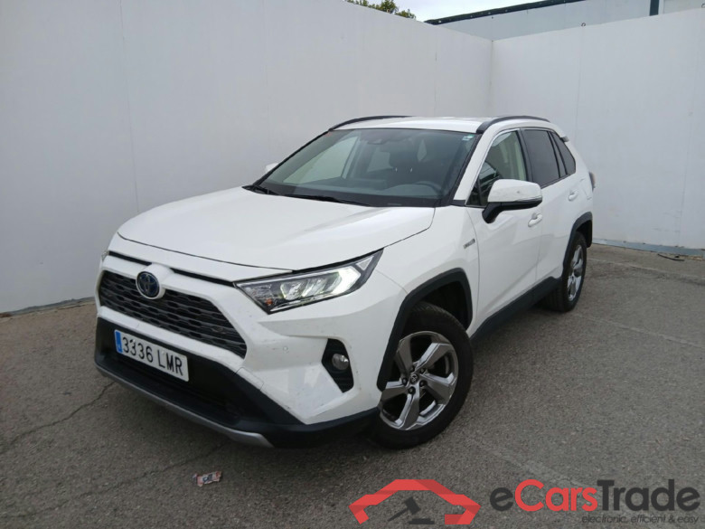 TOYOTA Rav4 / 2018 / 5P / todoterreno 2.5l 220H Advance 4WD #1