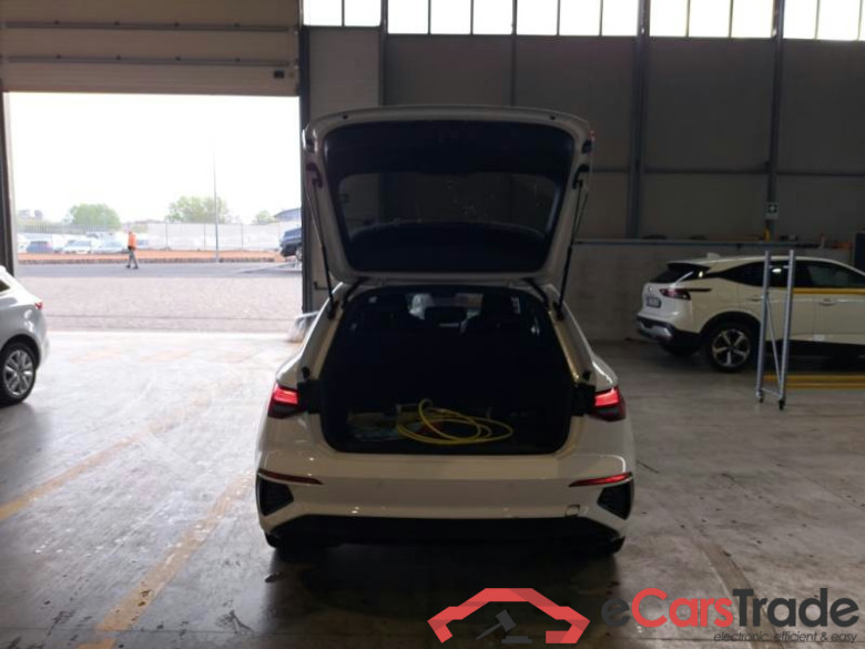 AUDI A3 / 2020 / 5P / BERLINA 45 TFSI E S TRONIC S LINE EDITION S.BACK #5